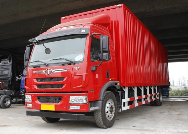 解放龍V9.6米煙花爆竹專(zhuān)用運(yùn)輸車(chē)